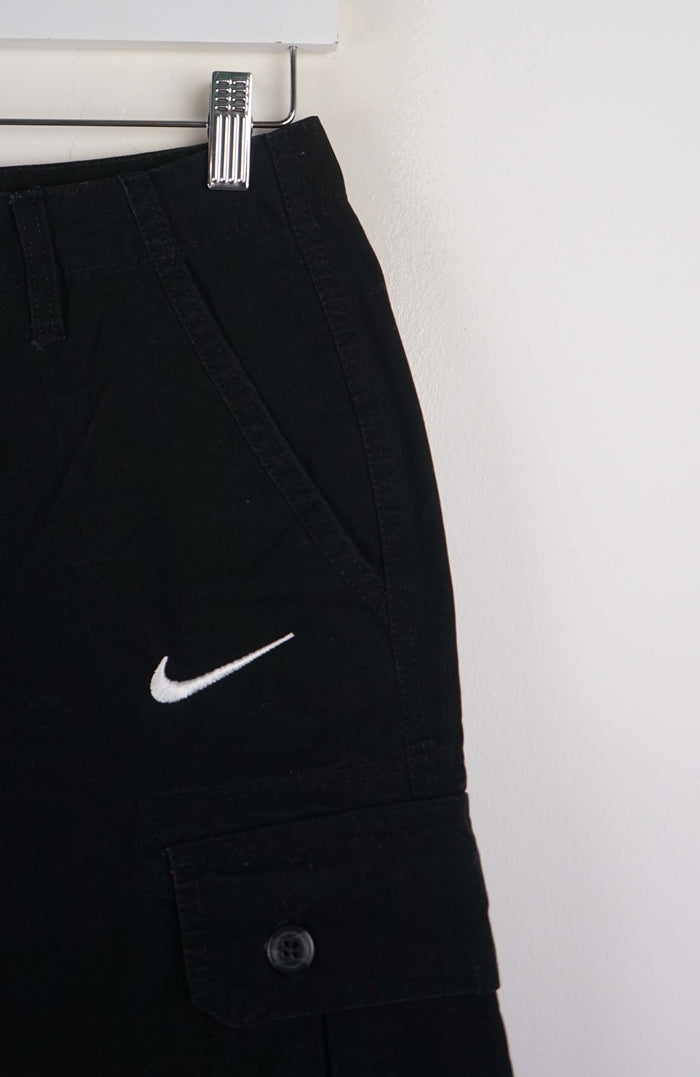 VINTAGE REWORK CARGO SHORTS W28