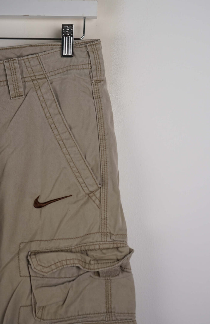 VINTAGE REWORK CARGO SHORTS W30
