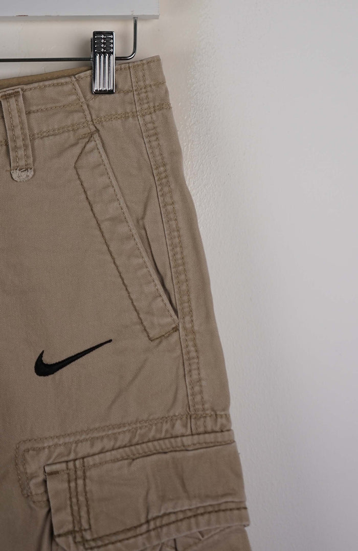 VINTAGE REWORK CARGO SHORTS W29