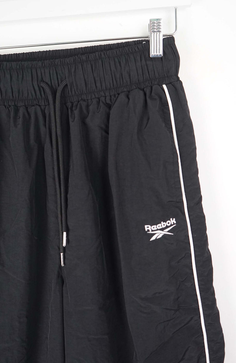 VINTAGE REEBOK TRACK PANTS (S)