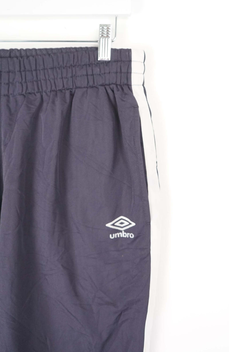VINTAGE UMBRO TRACK PANTS (M)