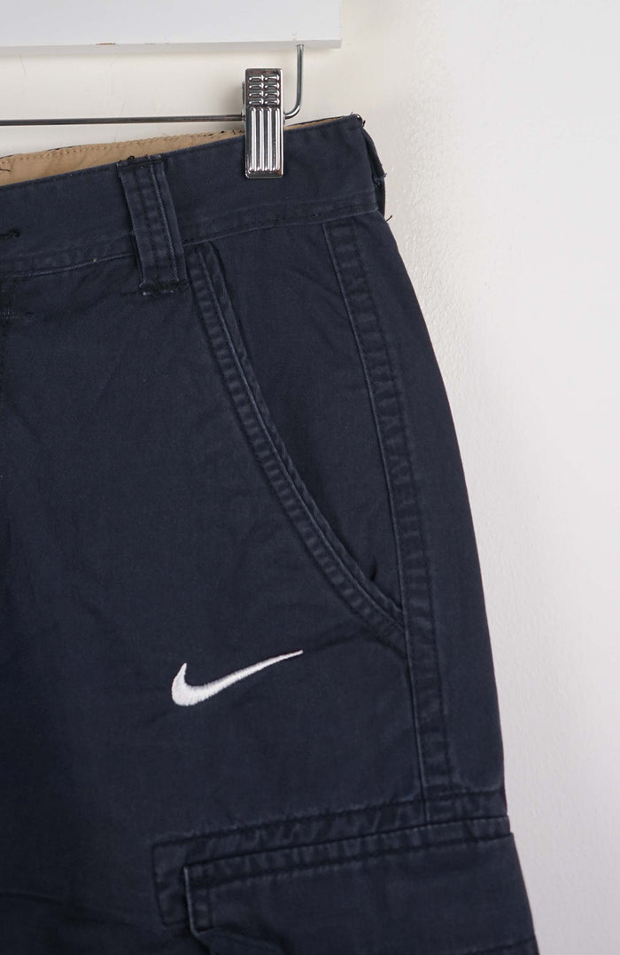 VINTAGE REWORK CARGO SHORTS W30