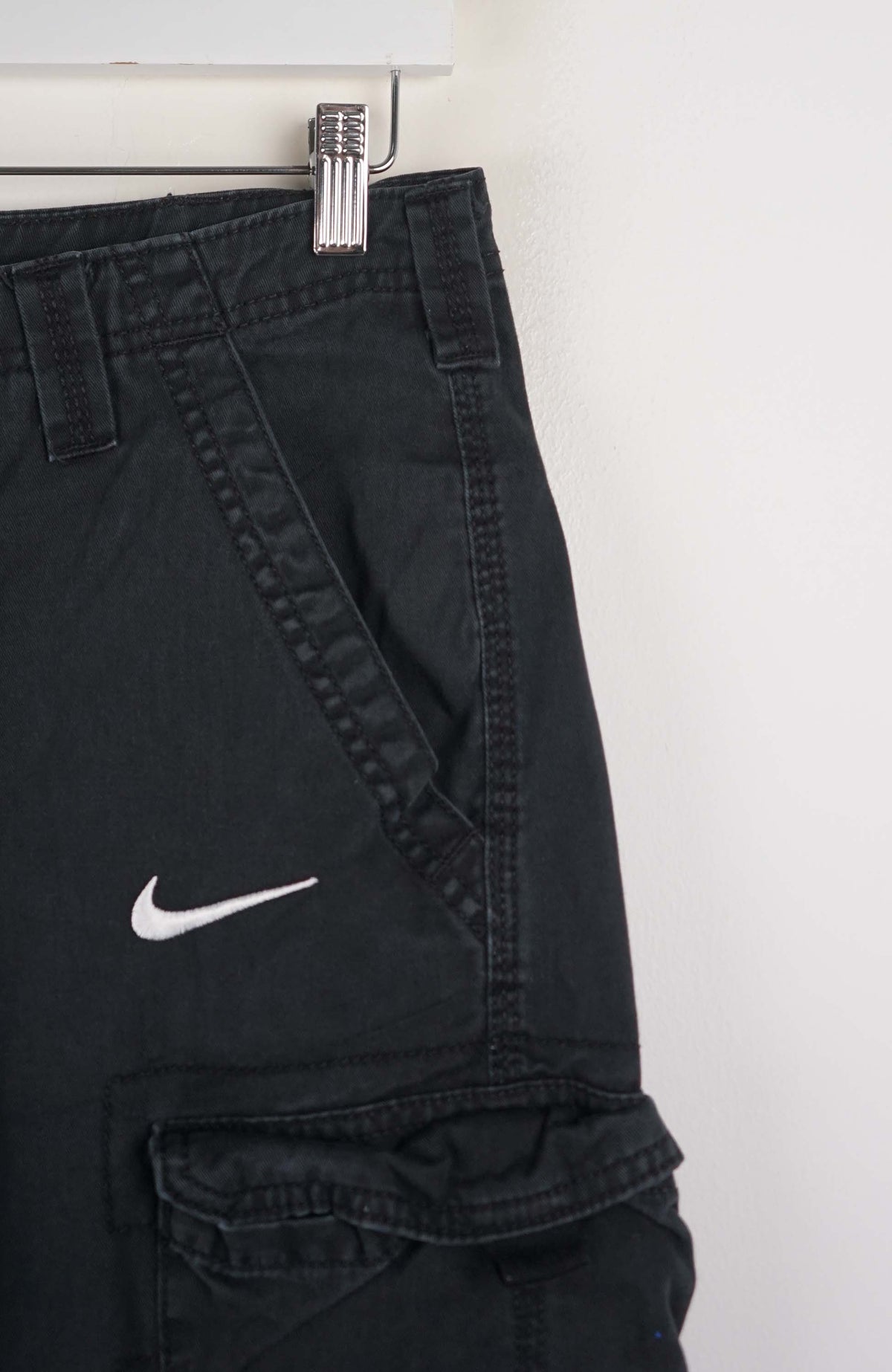 VINTAGE REWORK CARGO SHORTS W30