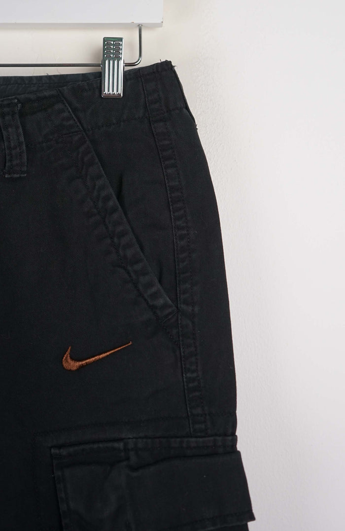 VINTAGE REWORK CARGO SHORTS W30