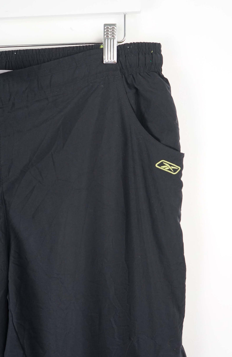 VINTAGE REEBOK TRACK PANTS (L)