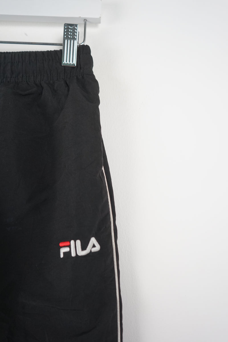 VINTAGE FILA TRACK PANTS (S)