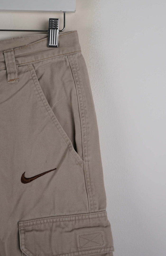 VINTAGE REWORK CARGO SHORTS W29