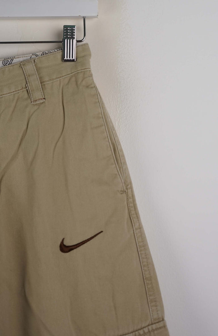 VINTAGE REWORK CARGO SHORTS W26