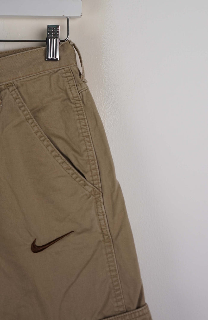 VINTAGE REWORK CARGO SHORTS W26