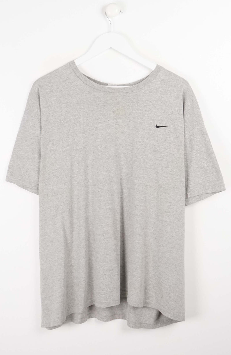 VINTAGE NIKE T-SHIRT (XL)