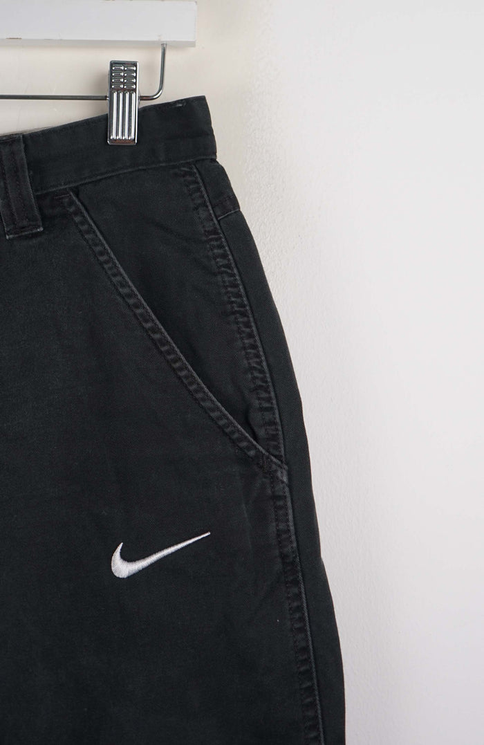 VINTAGE REWORK CARGO SHORTS W28