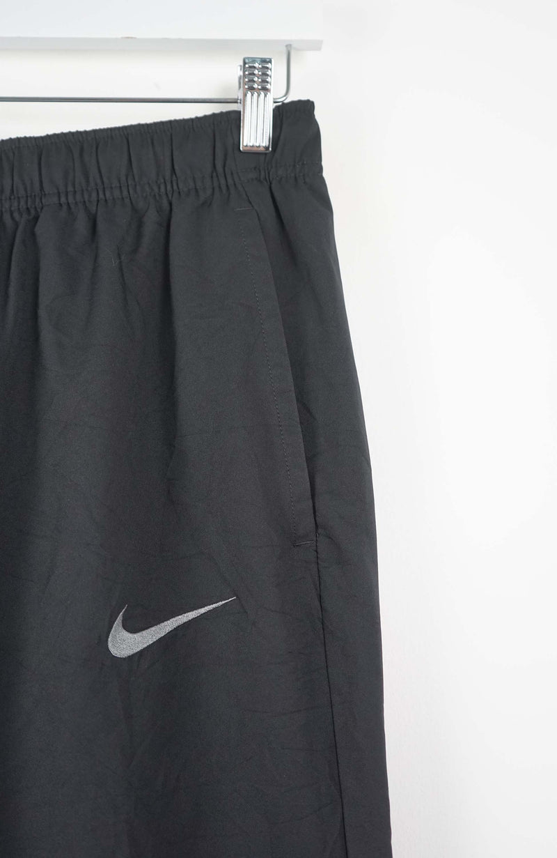 VINTAGE NIKE TRACK PANTS (M)