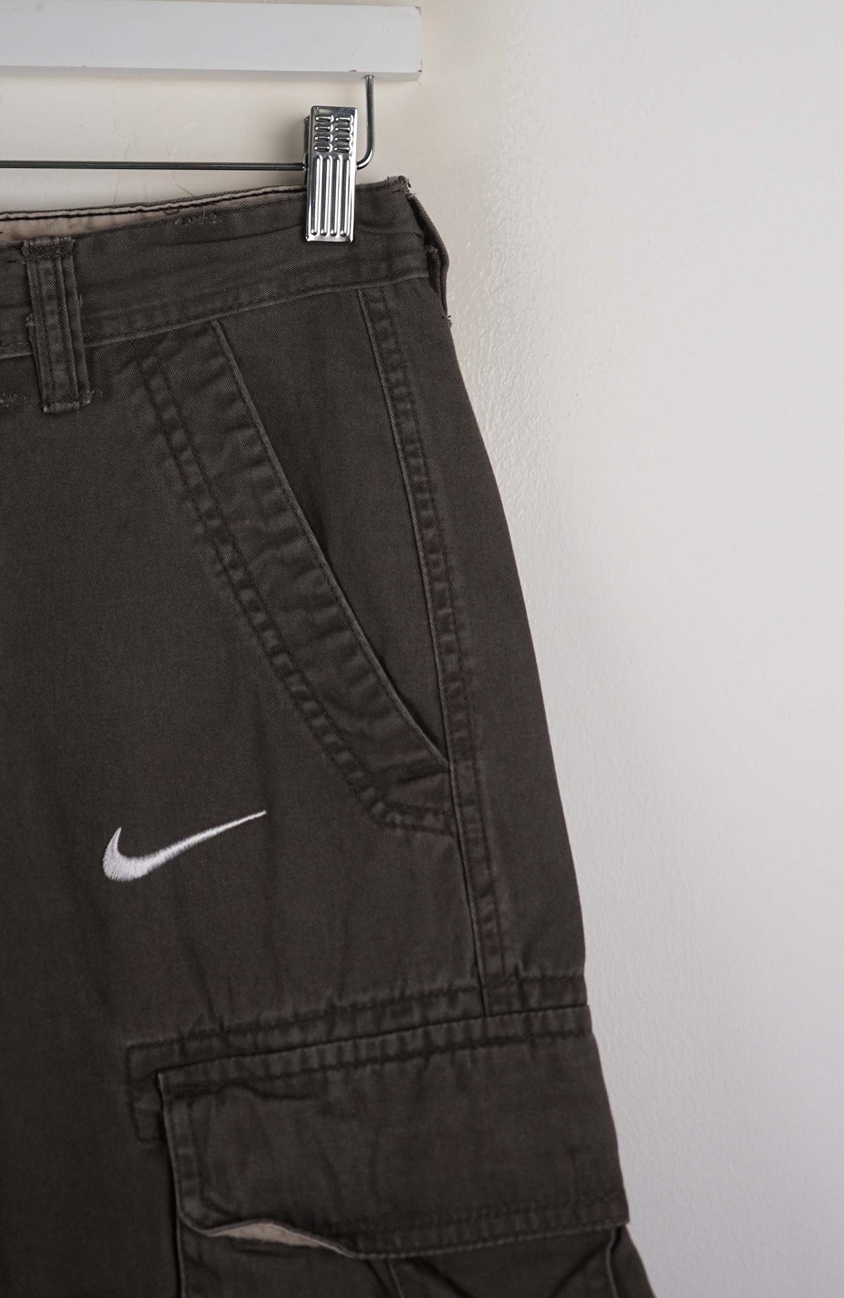 VINTAGE REWORK CARGO SHORTS W28
