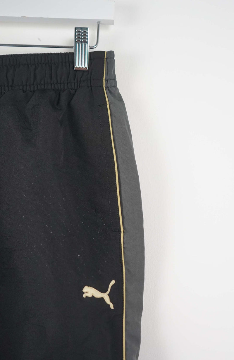 VINTAGE PUMA TRACK PANTS (M)