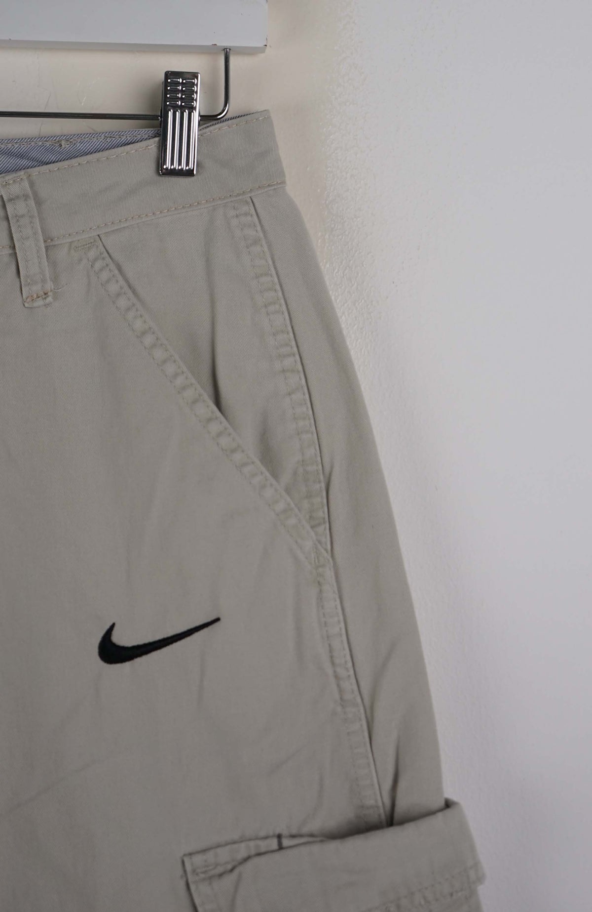 VINTAGE REWORK CARGO SHORTS W28