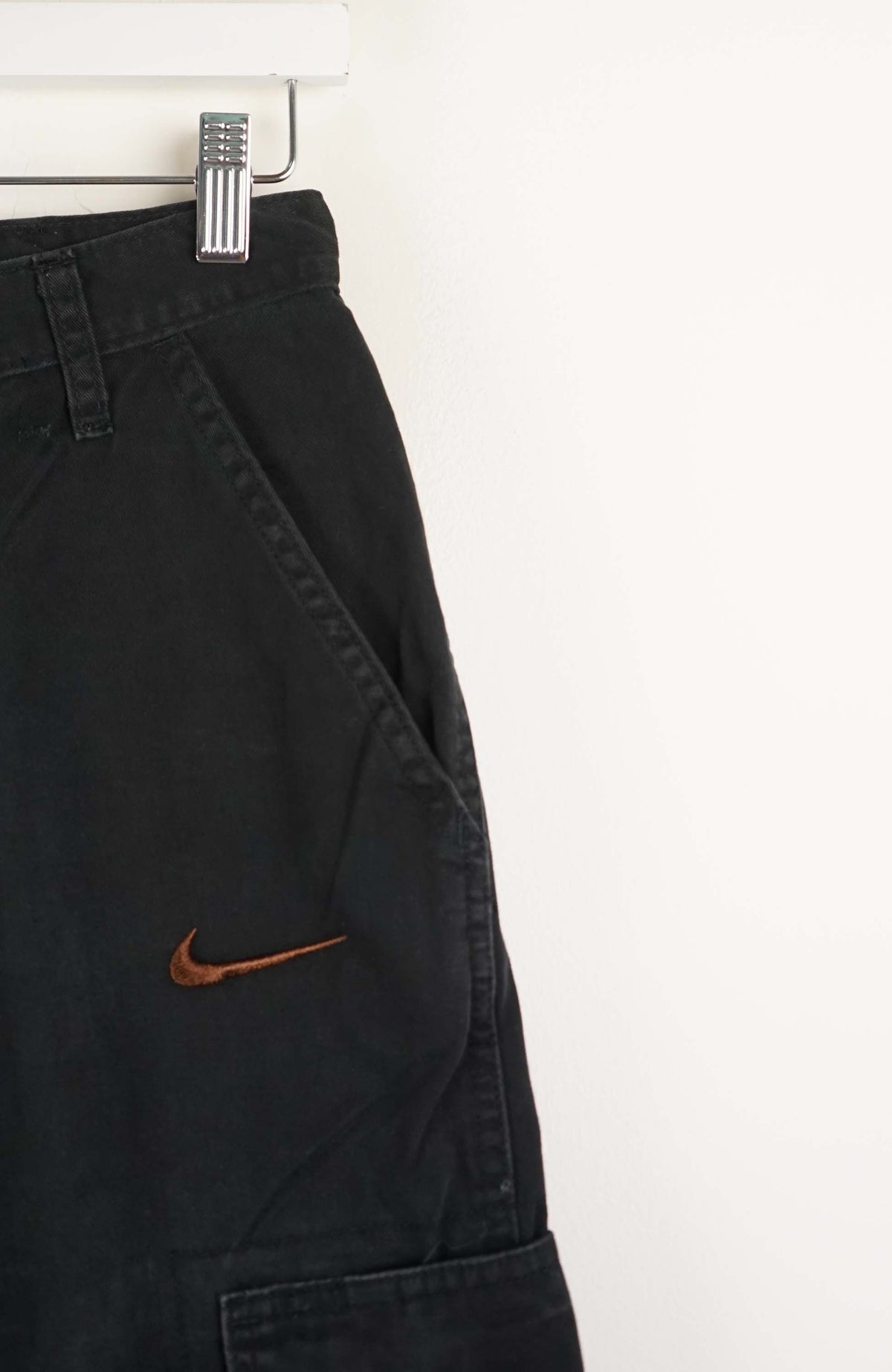 VINTAGE REWORK CARGO SHORTS W28