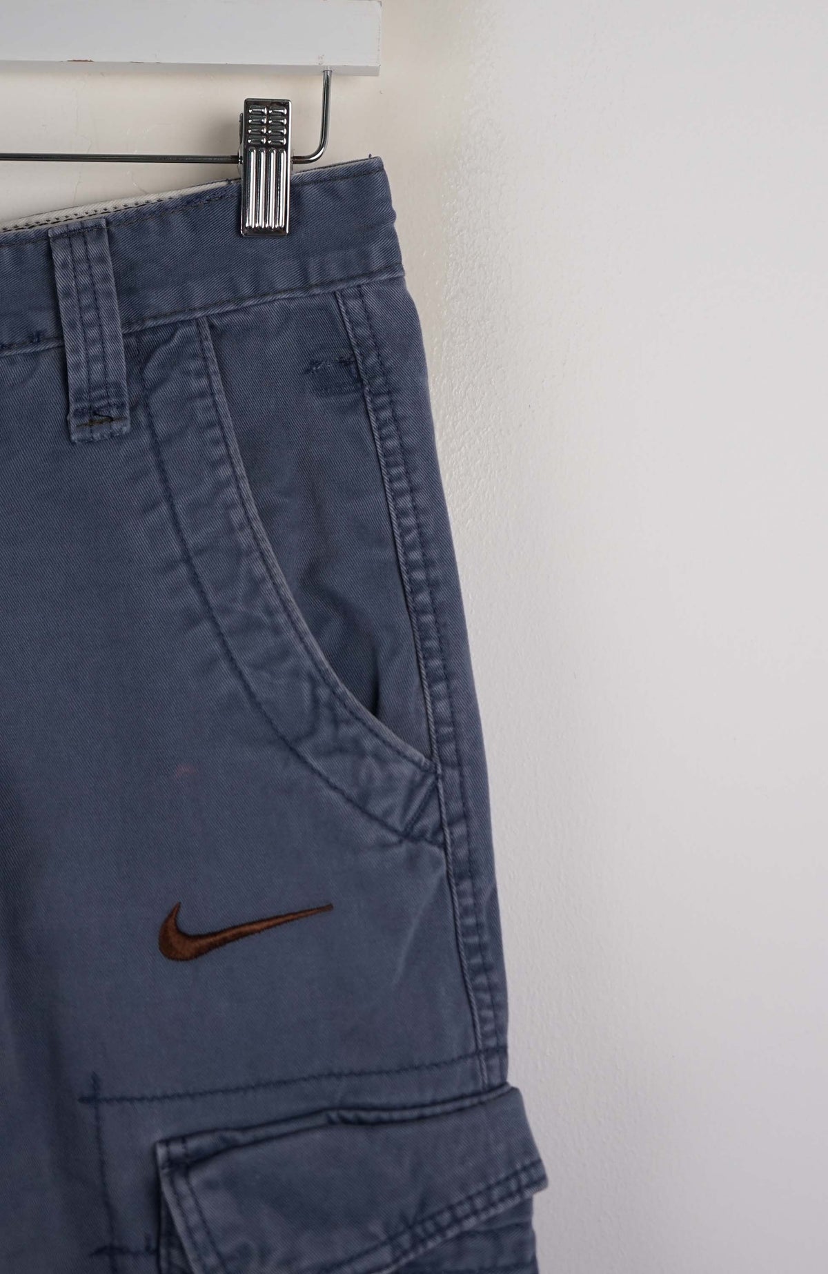 VINTAGE REWORK CARGO SHORTS W28