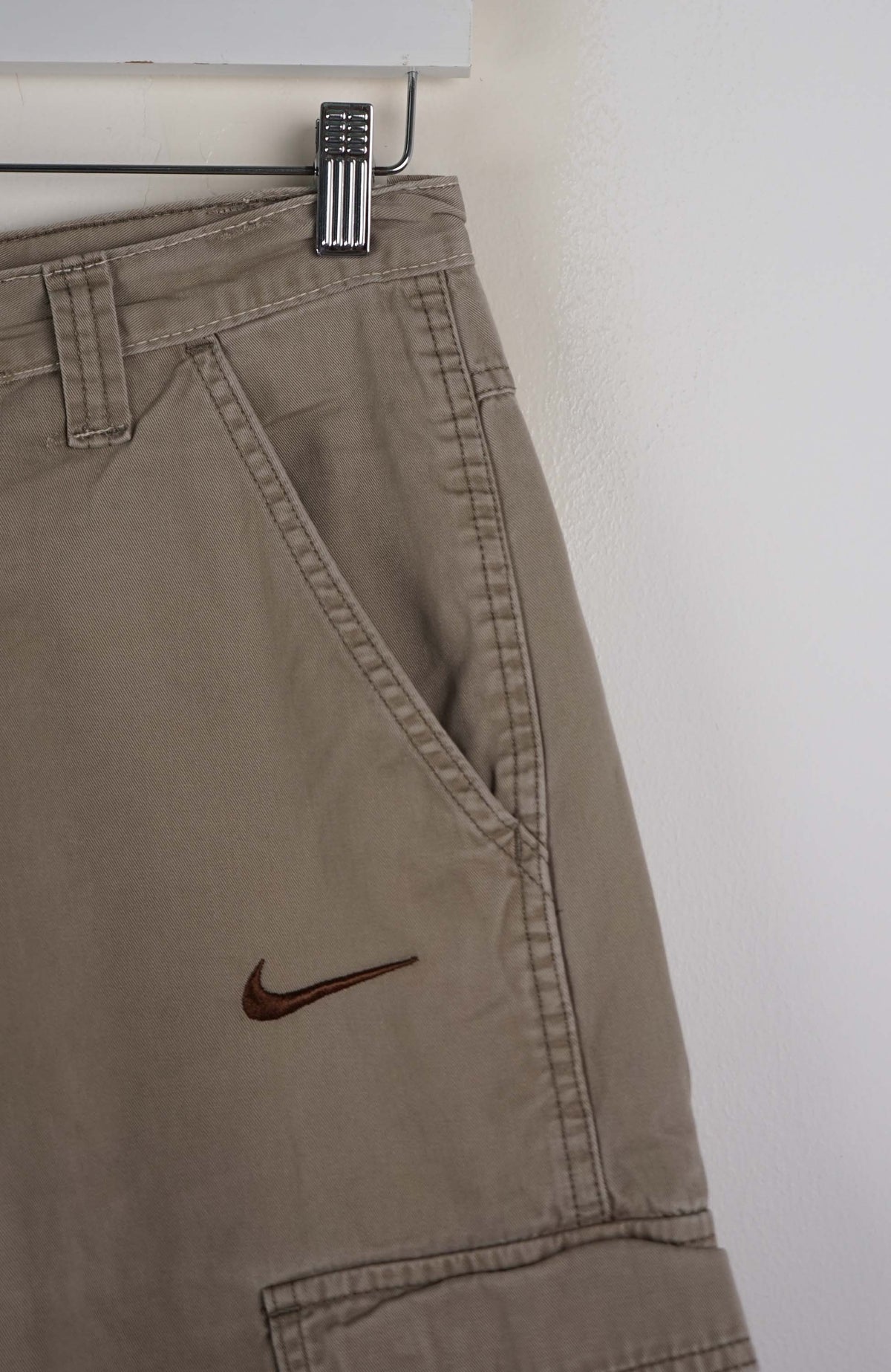 VINTAGE REWORK CARGO SHORTS W28