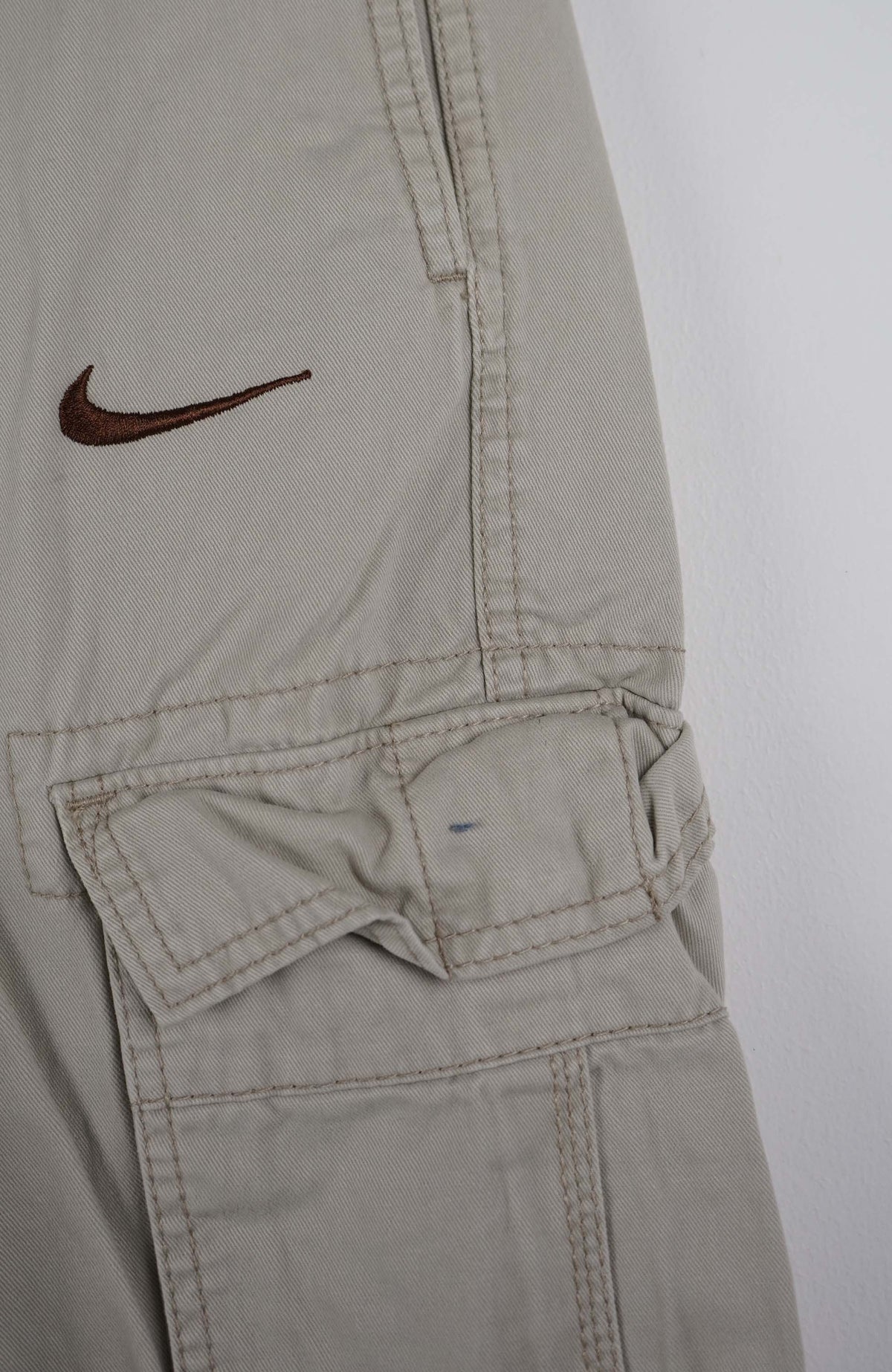 VINTAGE REWORK CARGO SHORTS W28