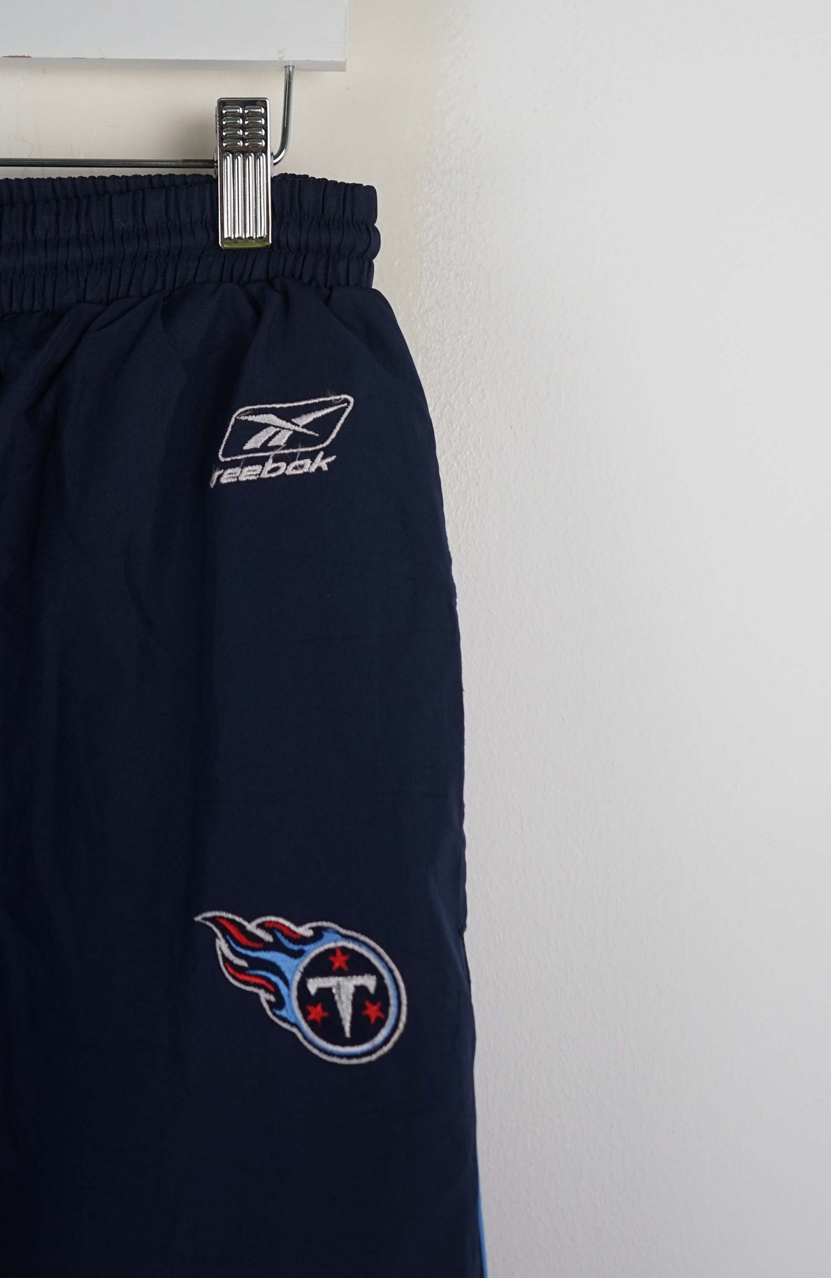 VINTAGE NFL TITANS REEBOK TRACK PANTS (M)