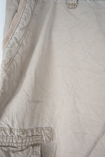 VINTAGE QUIKSILVER CARGO SHORTS W36