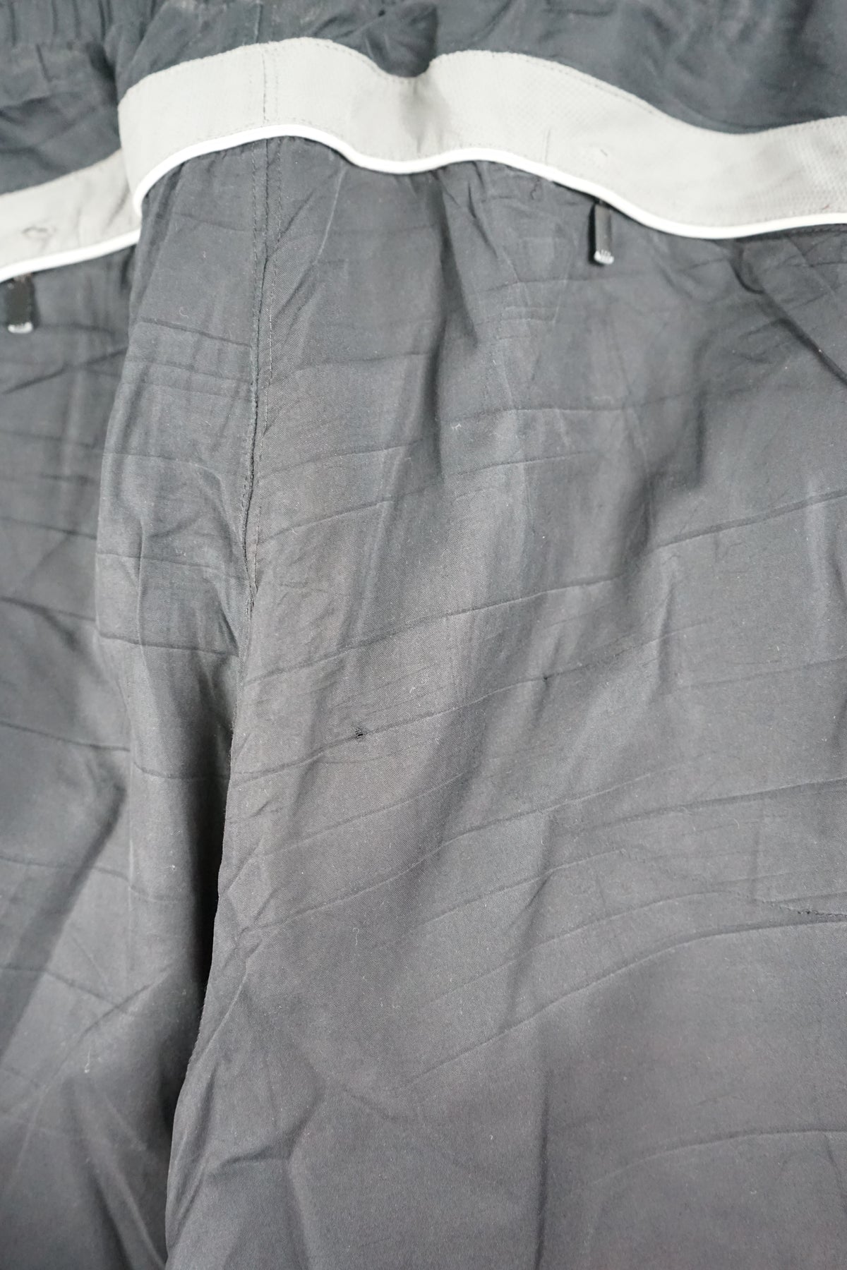 VINTAGE ADIDAS TRACK PANTS (L)
