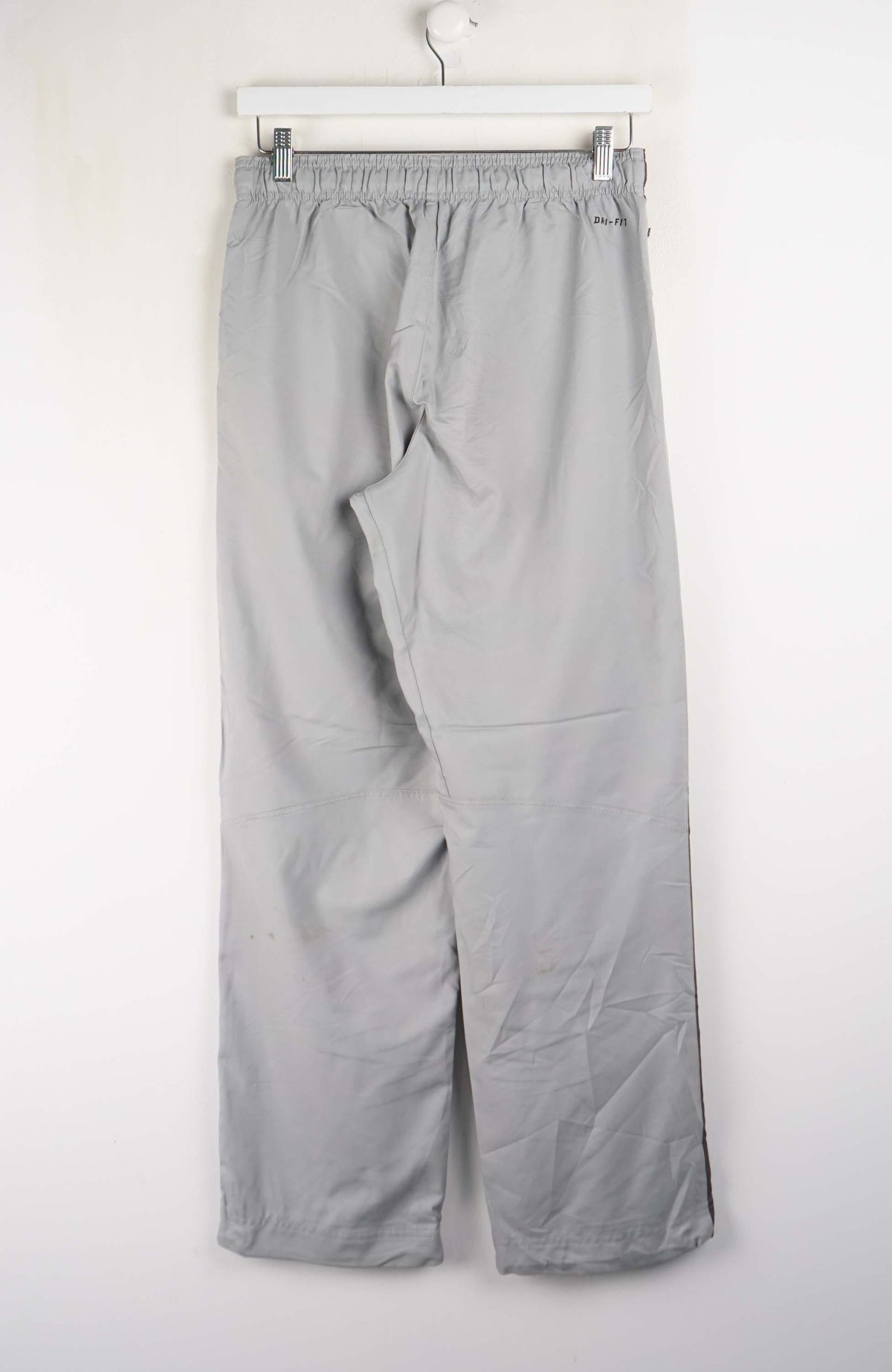 VINTAGE NIKE TRACK PANTS (M)