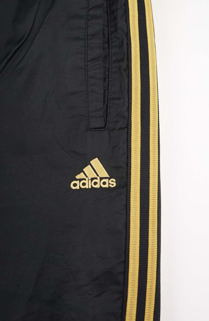 VINTAGE ADIDAS TRACK PANTS (S)