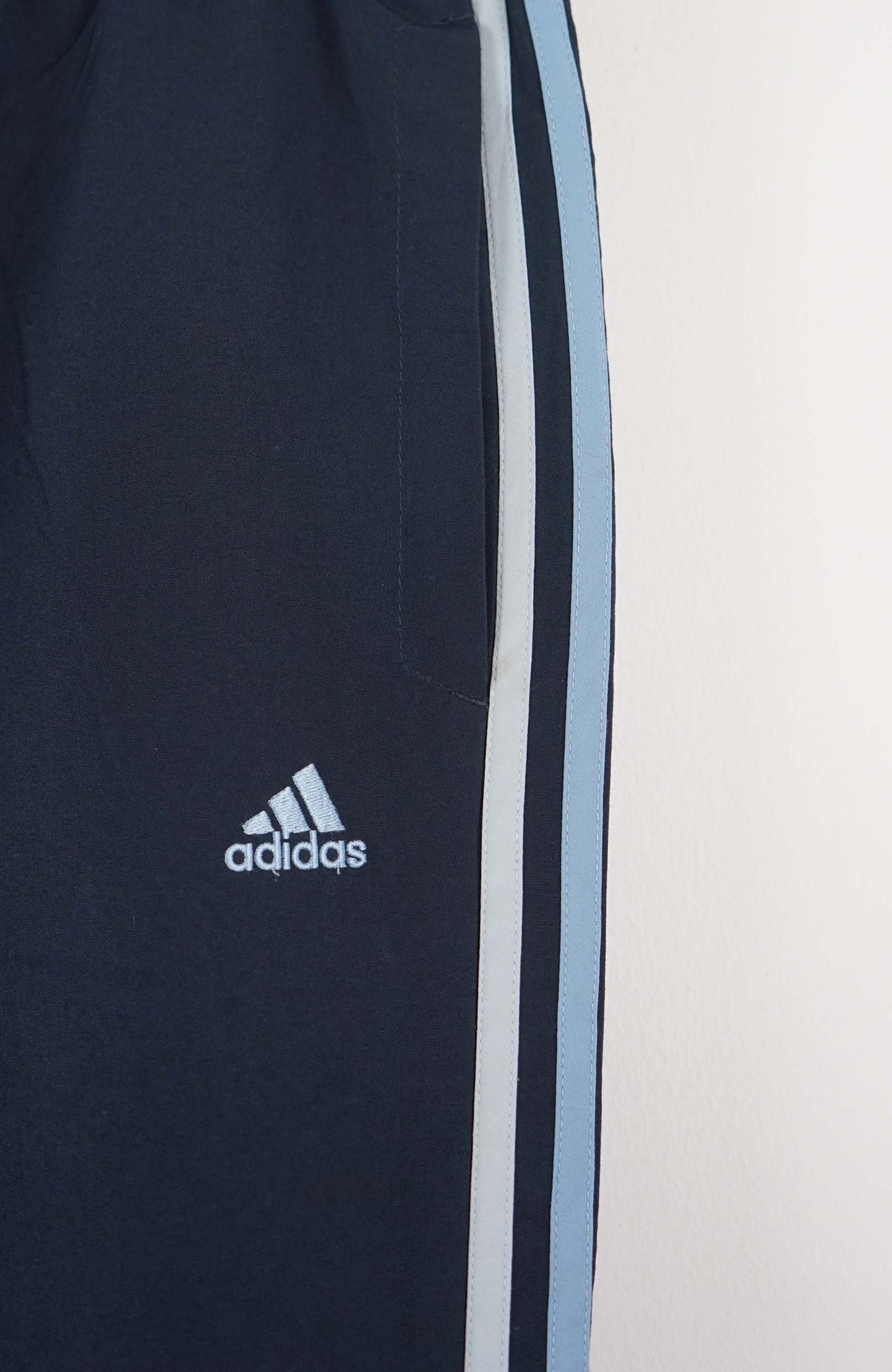 VINTAGE ADIDAS 3/4 TRACK PANTS (XL)