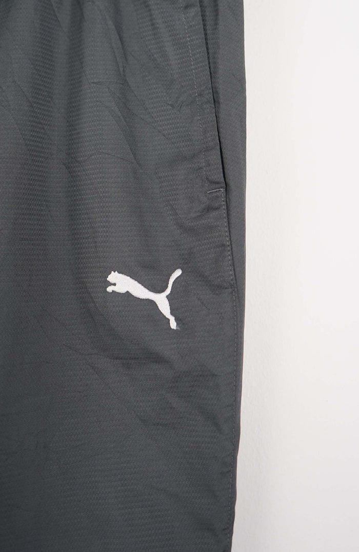 VINTAGE PUMA TRACK PANTS (L)
