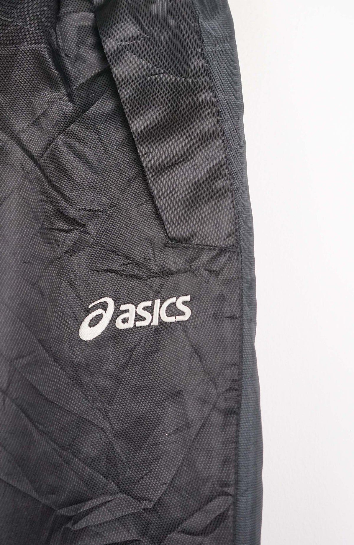 VINTAGE ASICS TRACK PANTS (S)