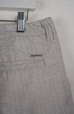 VINTAGE QUIKSILVER CARGO SHORTS W38