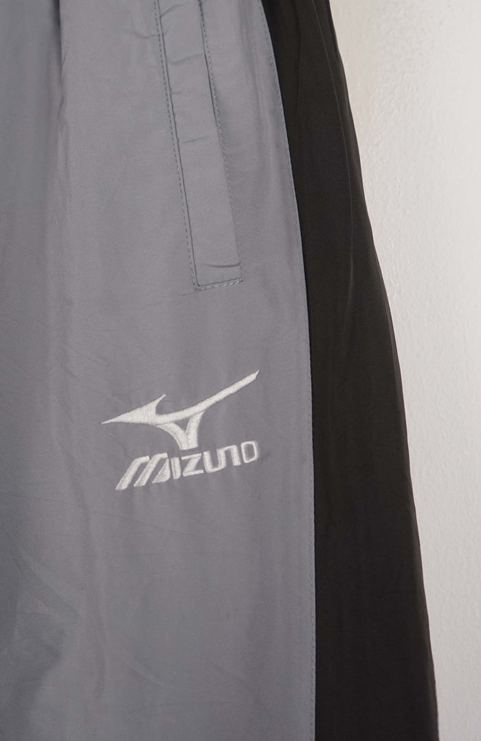 VINTAGE MIZUNO TRACK PANTS (S)