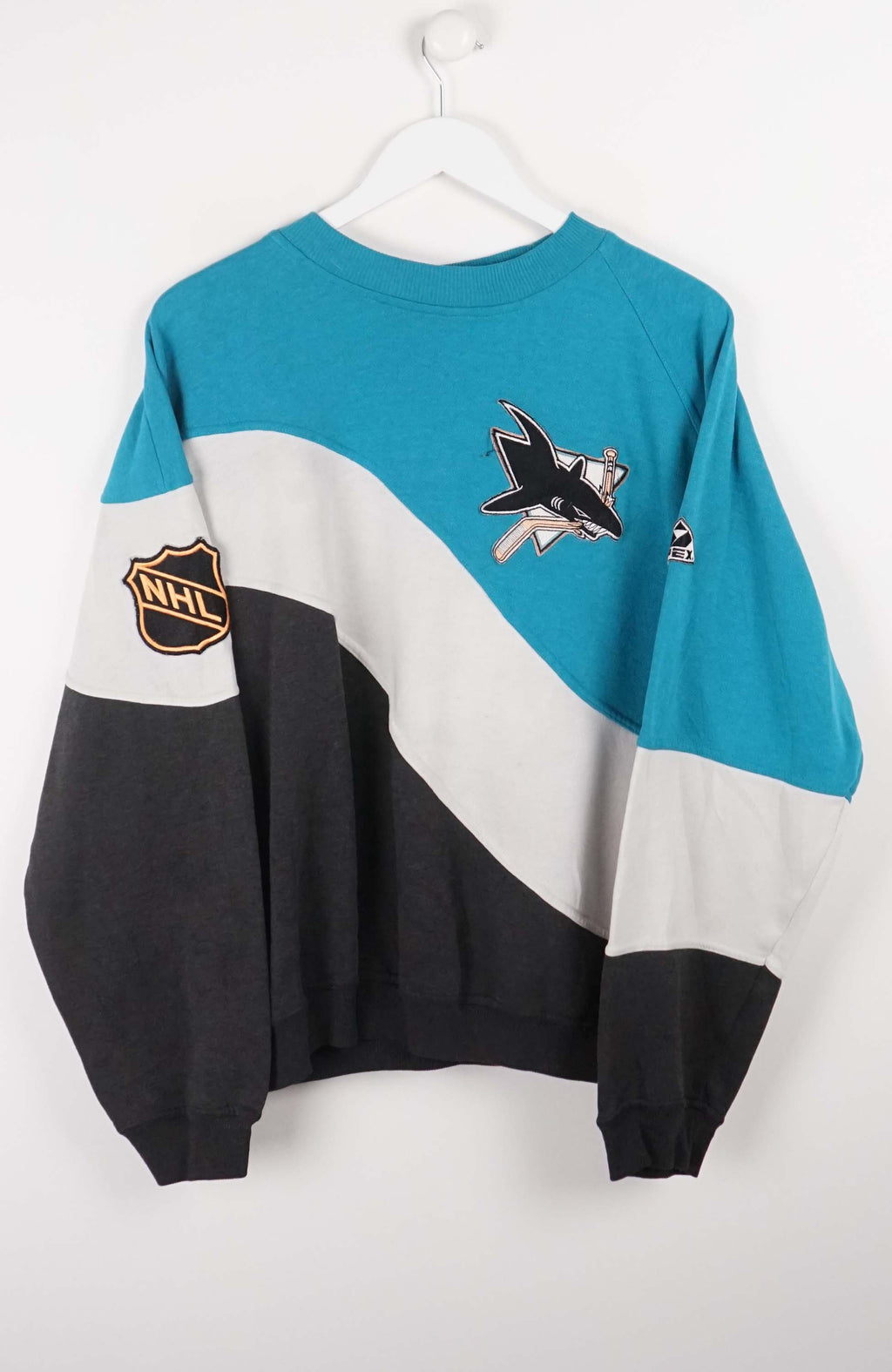 VINTAGE SAN JOSE SHARKS SWEATER (M)