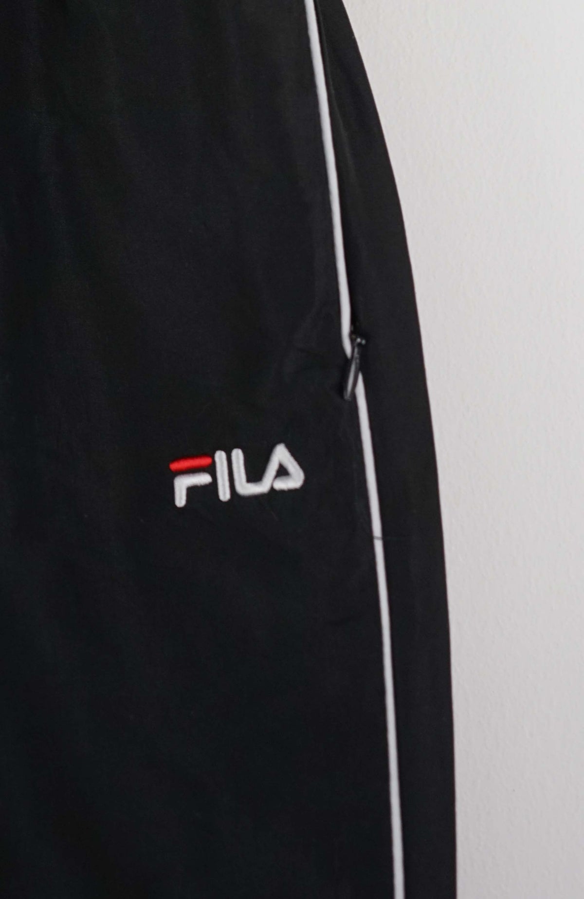 VINTAGE FILA TRACK PANTS (XL)