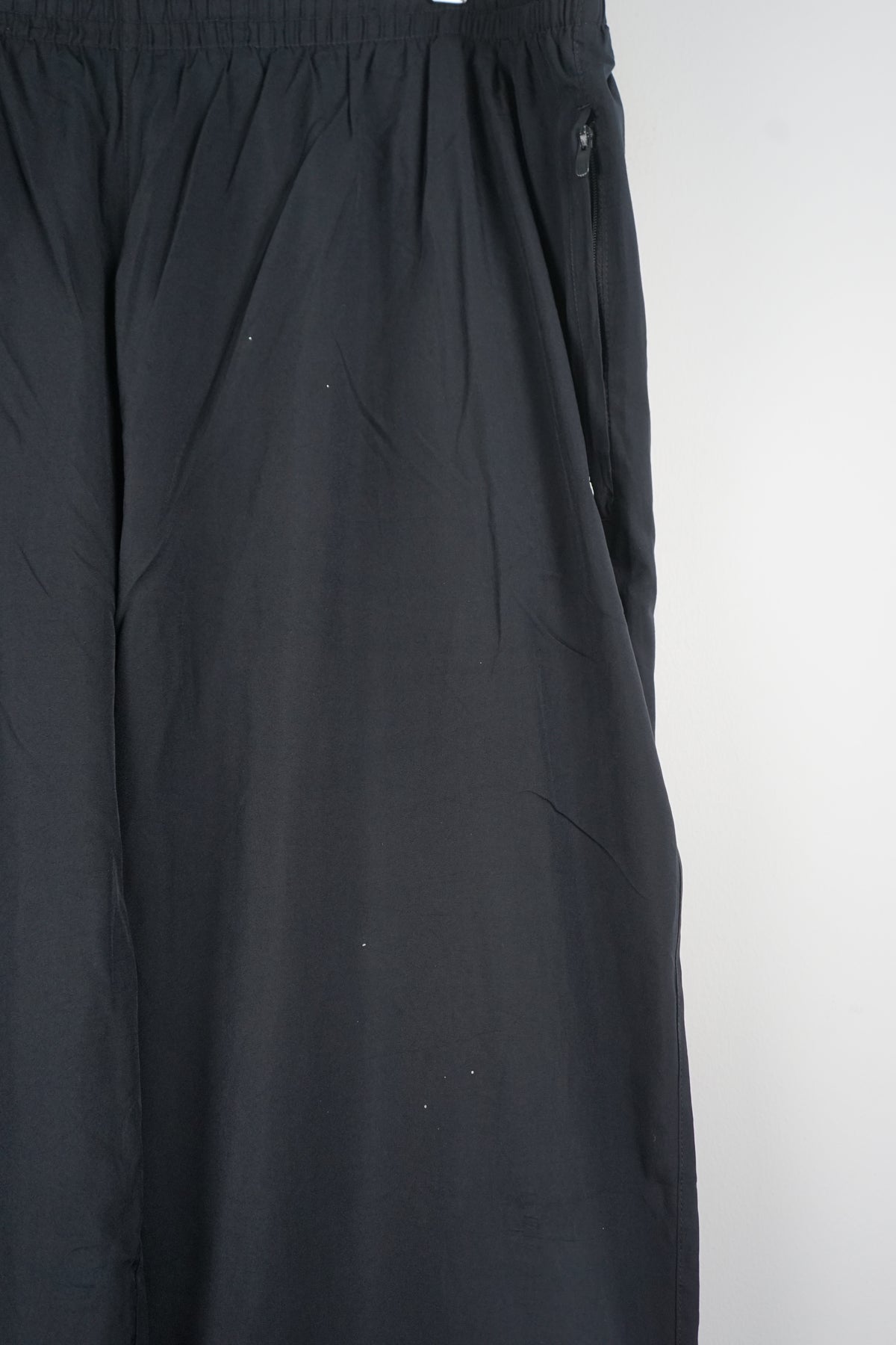 VINTAGE ADIDAS TRACK PANTS (XL)