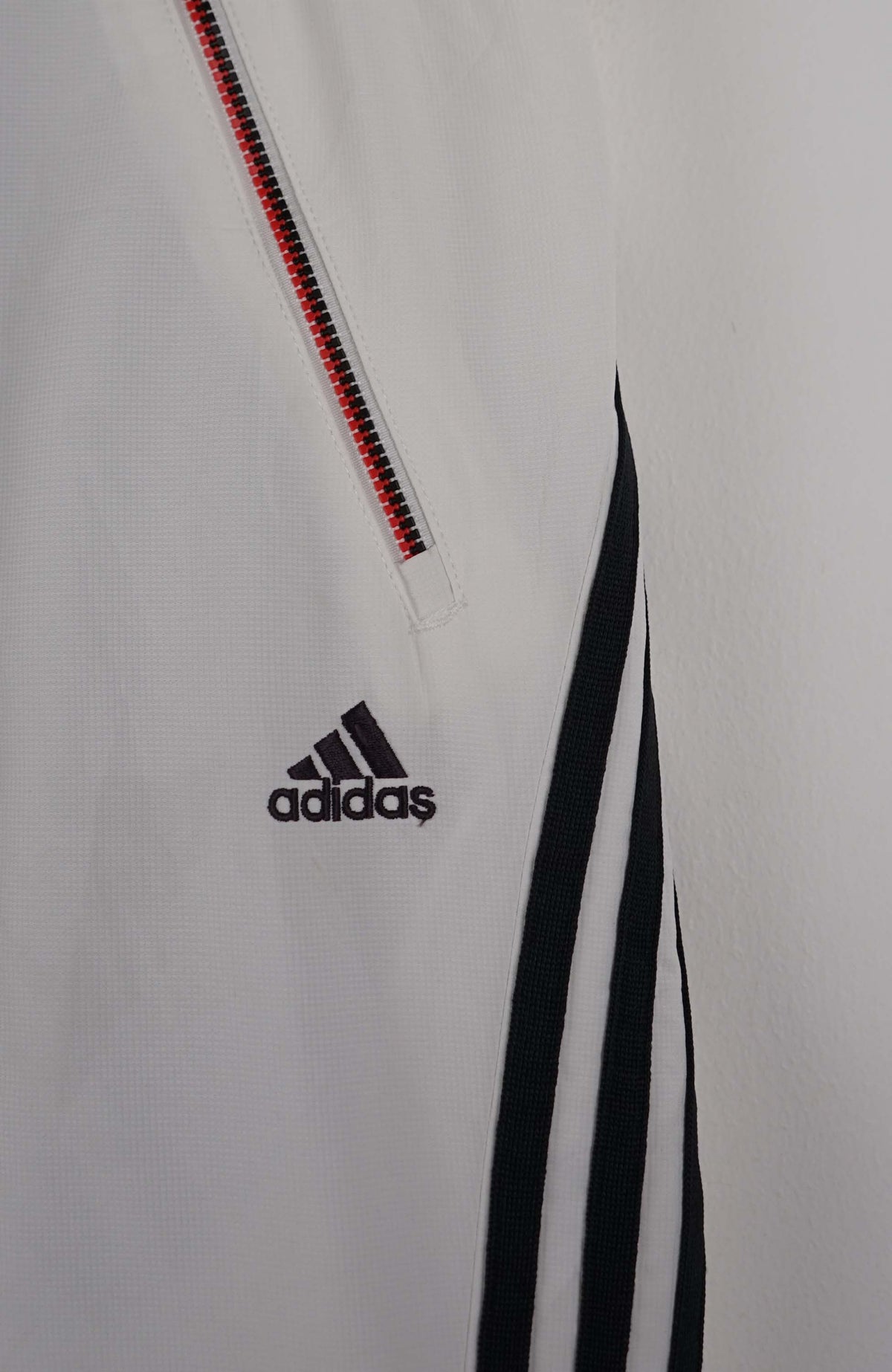 VINTAGE ADIDAS TRACK PANTS (L)