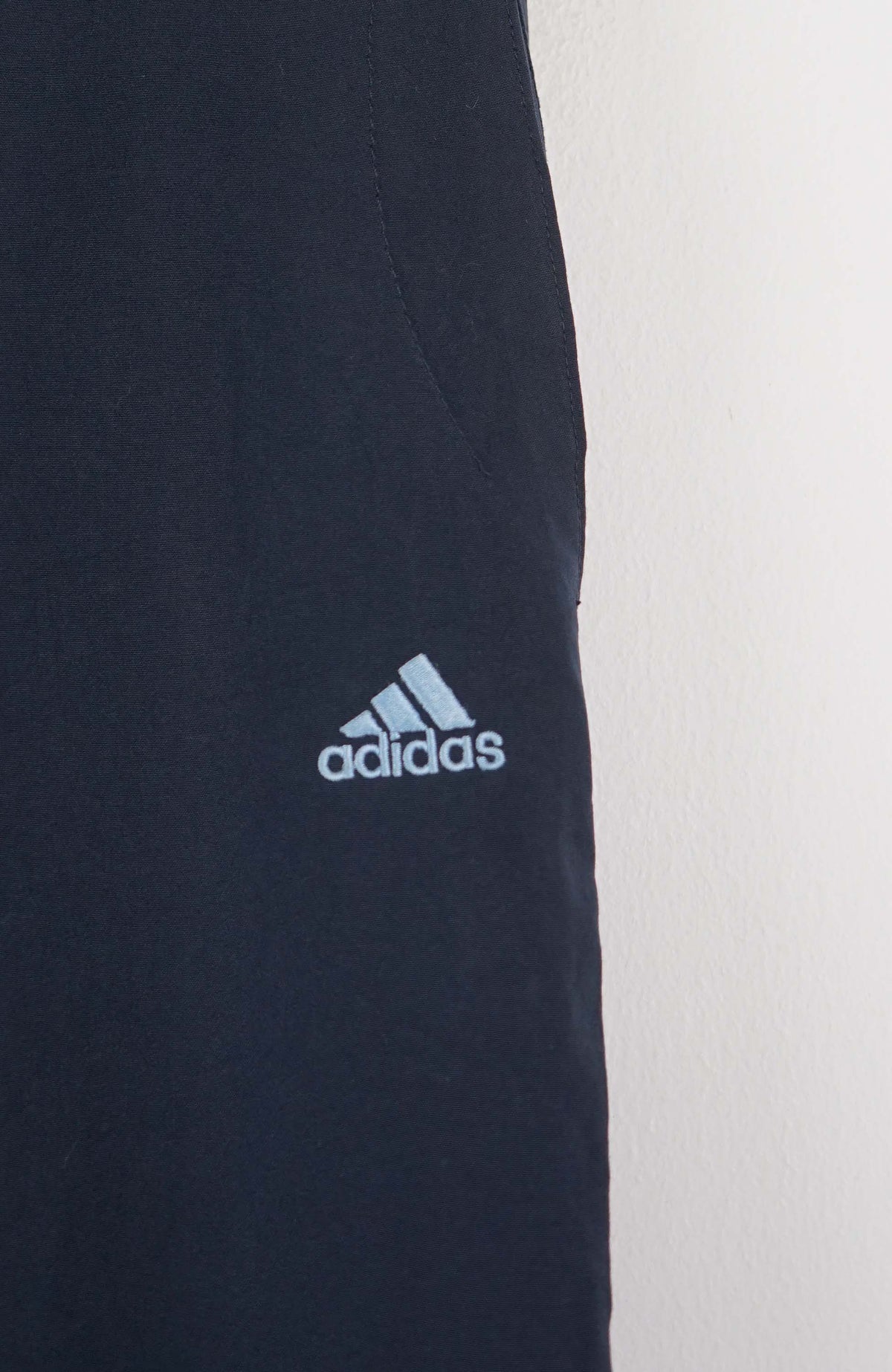 VINTAGE ADIDAS TRACK PANTS (M)