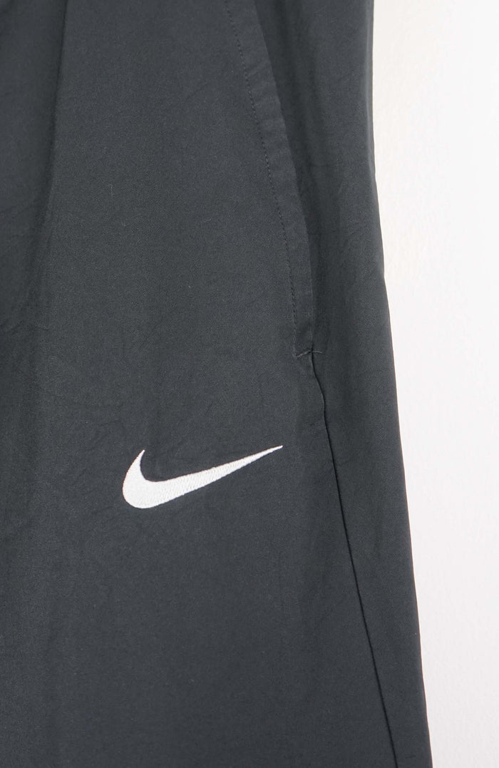 VINTAGE NIKE TRACK PANTS (M)