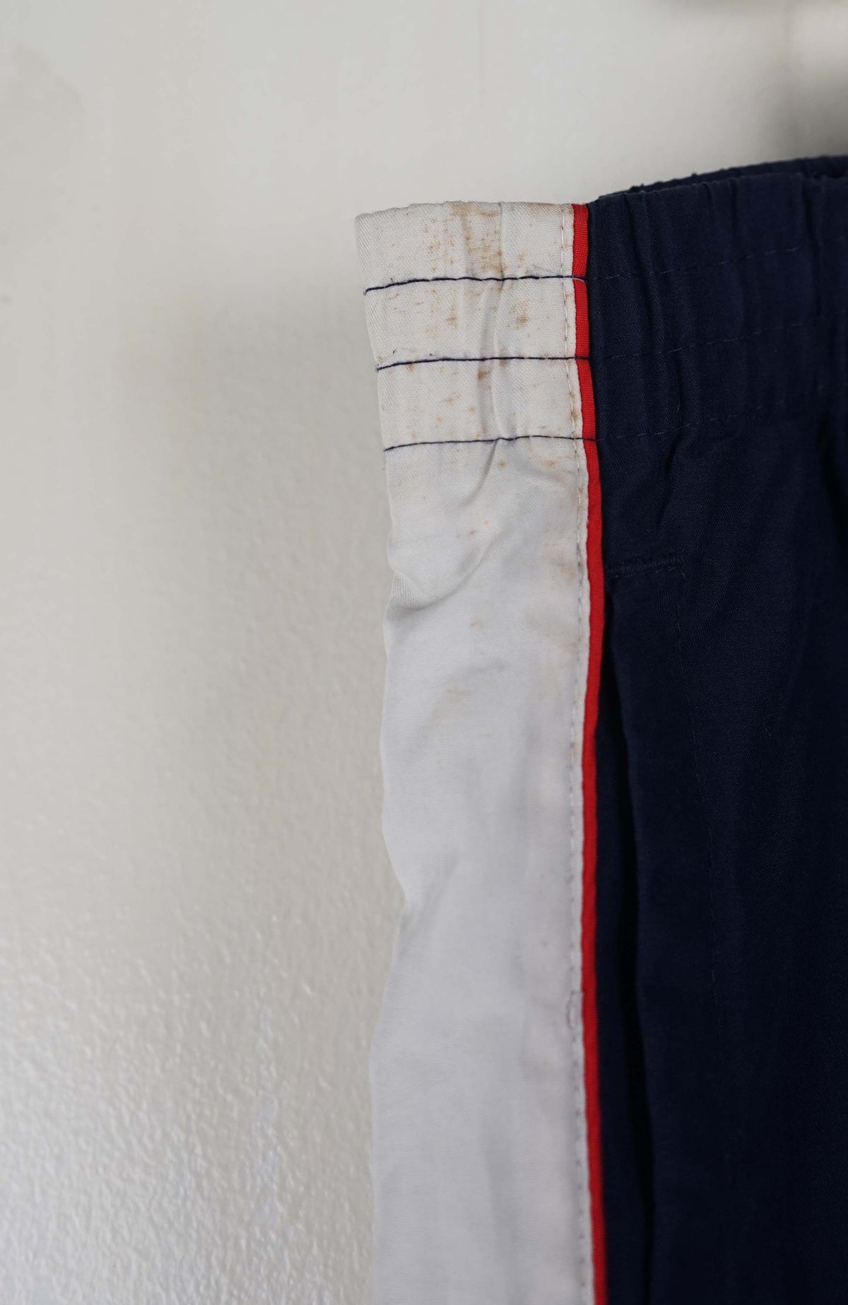 VINTAGE FILA TRACK PANTS (XXL)