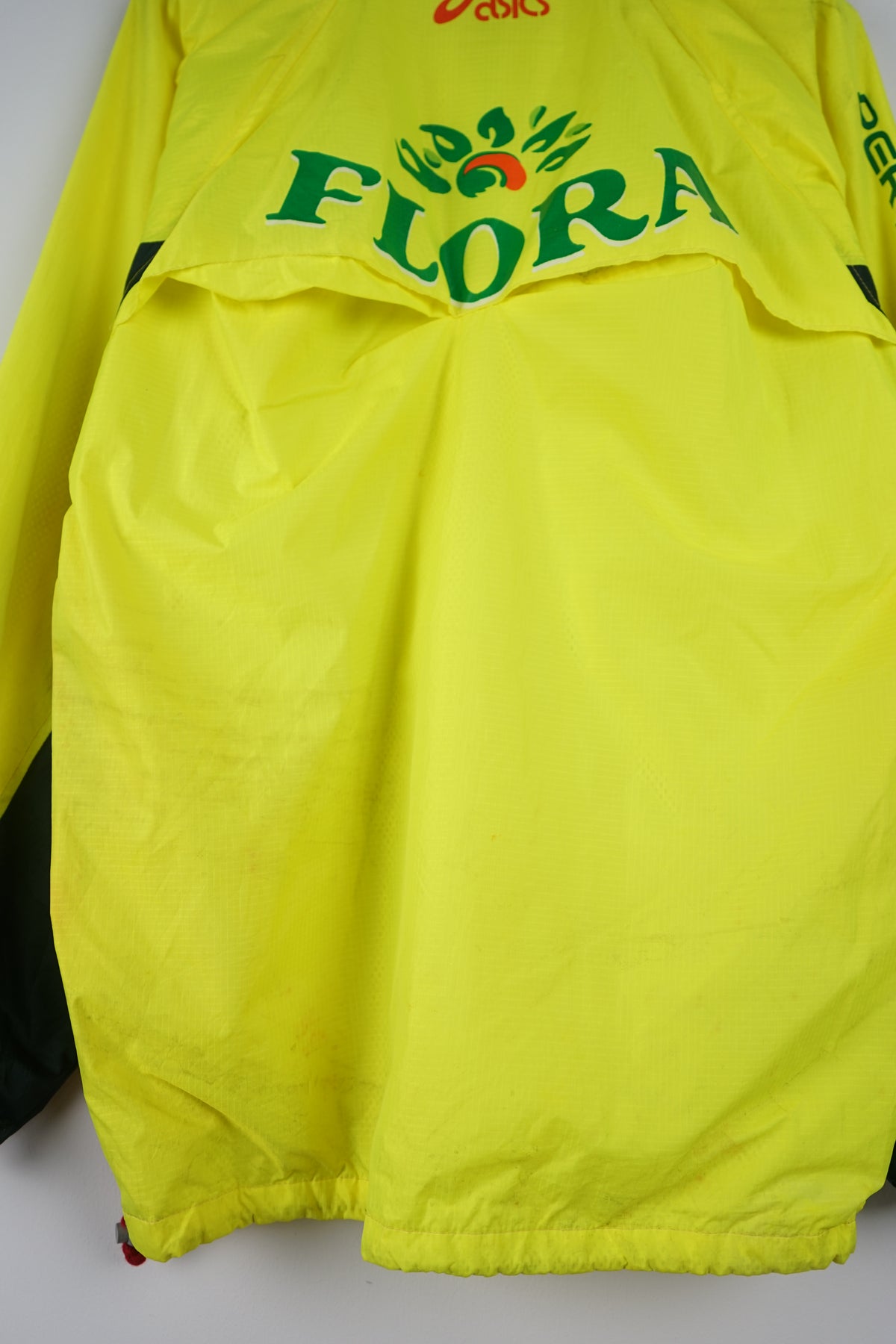 VINTAGE ASICS WINDBREAKER (XL)