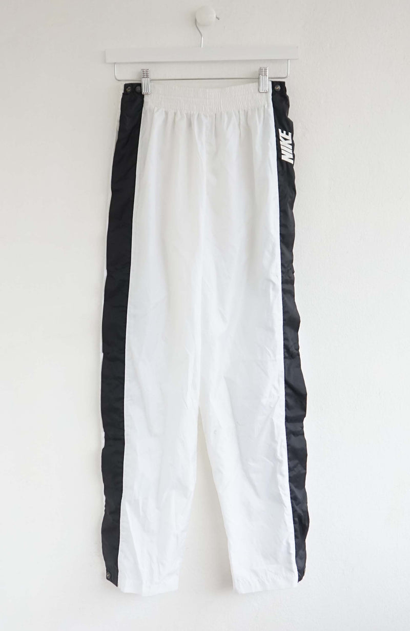 VINTAGE NIKE SNAP TRACK PANTS (M)