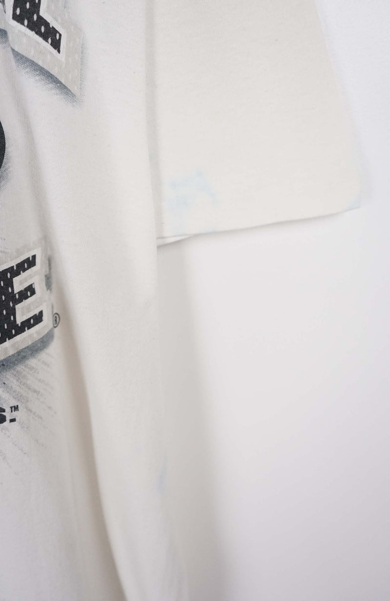 VINTAGE BASKETBALL IS LIFE T-SHIRT (L)