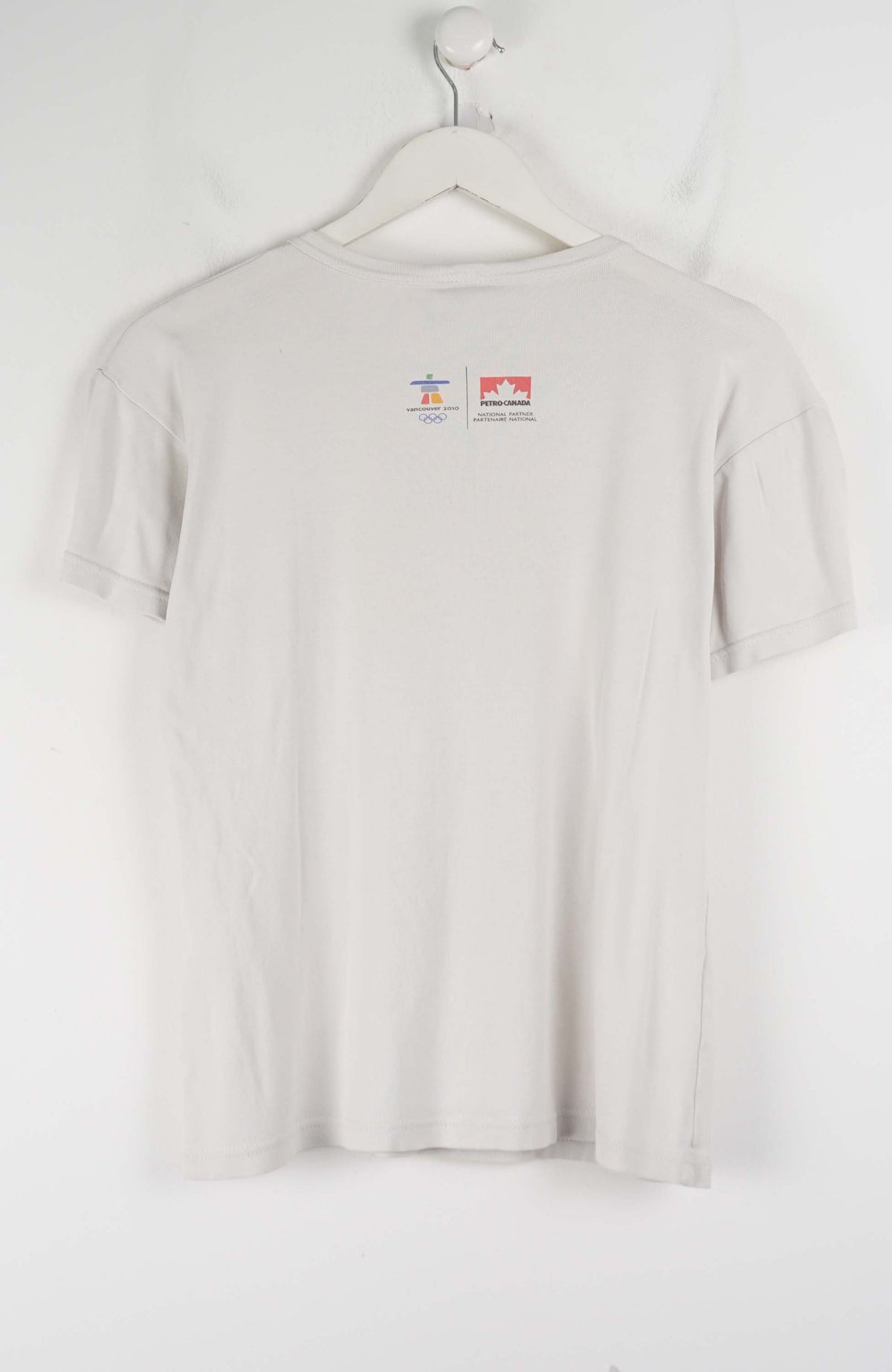 VINTAGE 2010 XXI OLYMPIC WINTER GAMES T-SHIRT (XS)