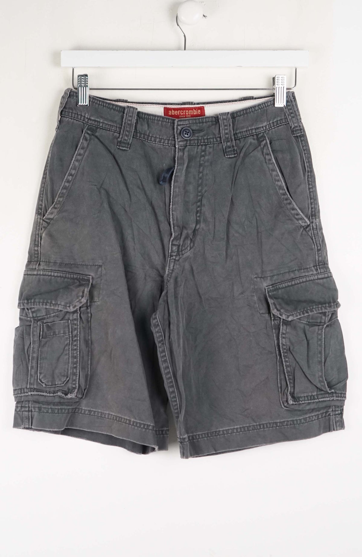 VINTAGE ABERCROMBIE & FITCH CARGO SHORTS W26