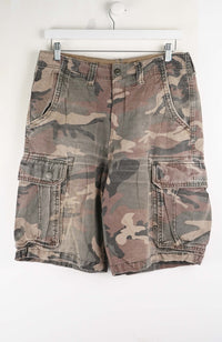 VINTAGE CAMO CARGO SHORTS W34