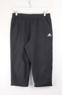 VINTAGE ADIDAS 3/4 TRACK PANT SHORTS (M)