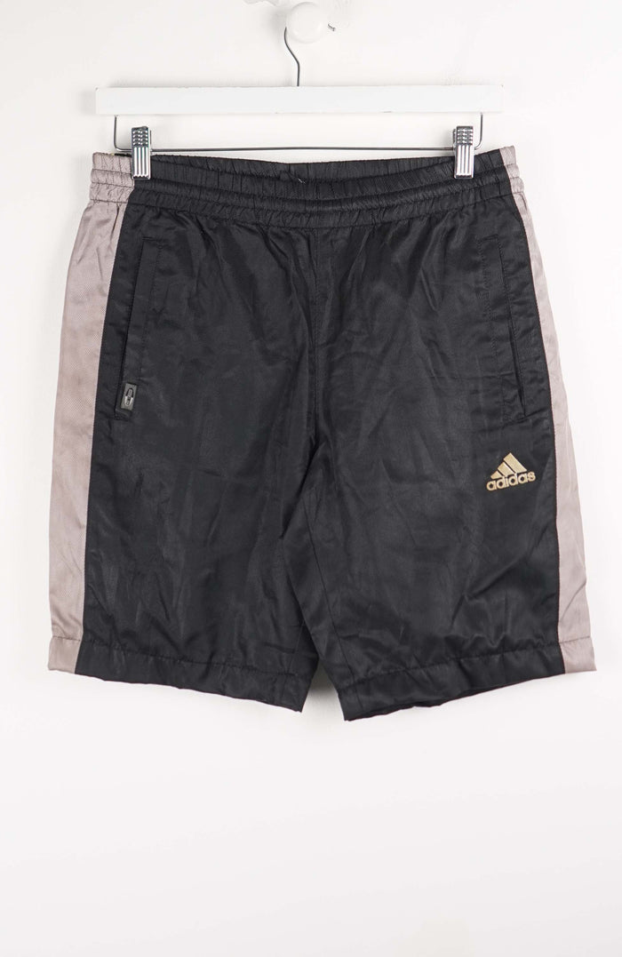 VINTAGE ADIDAS TRACK PANT SHORTS (M)