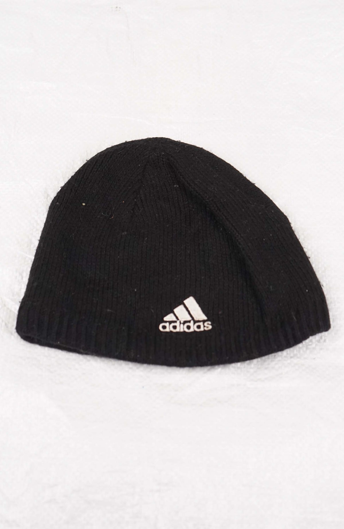 VINTAGE ADIDAS BEANIE