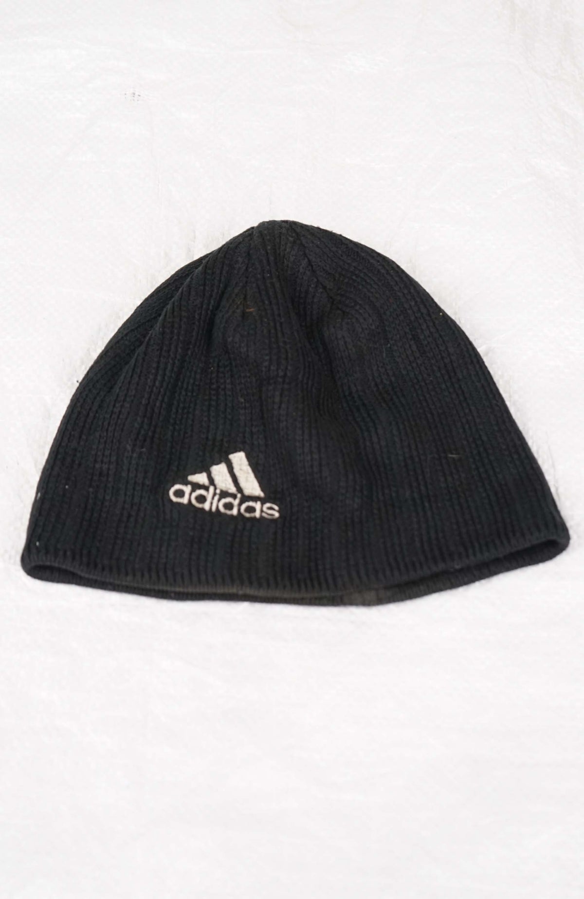 VINTAGE ADIDAS SKULL BEANIE
